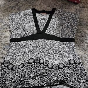 XL Katherine Heigl Scrub Top